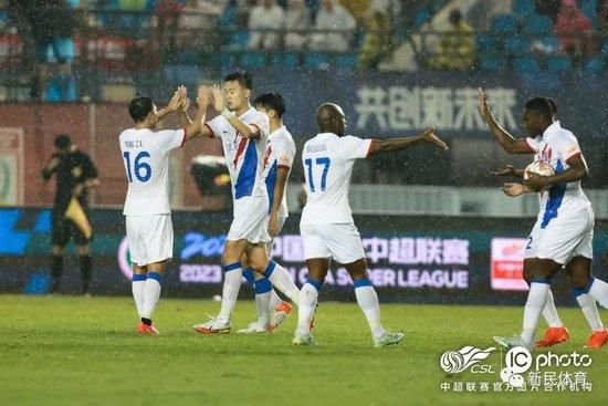 国产激情精品一区二区三区